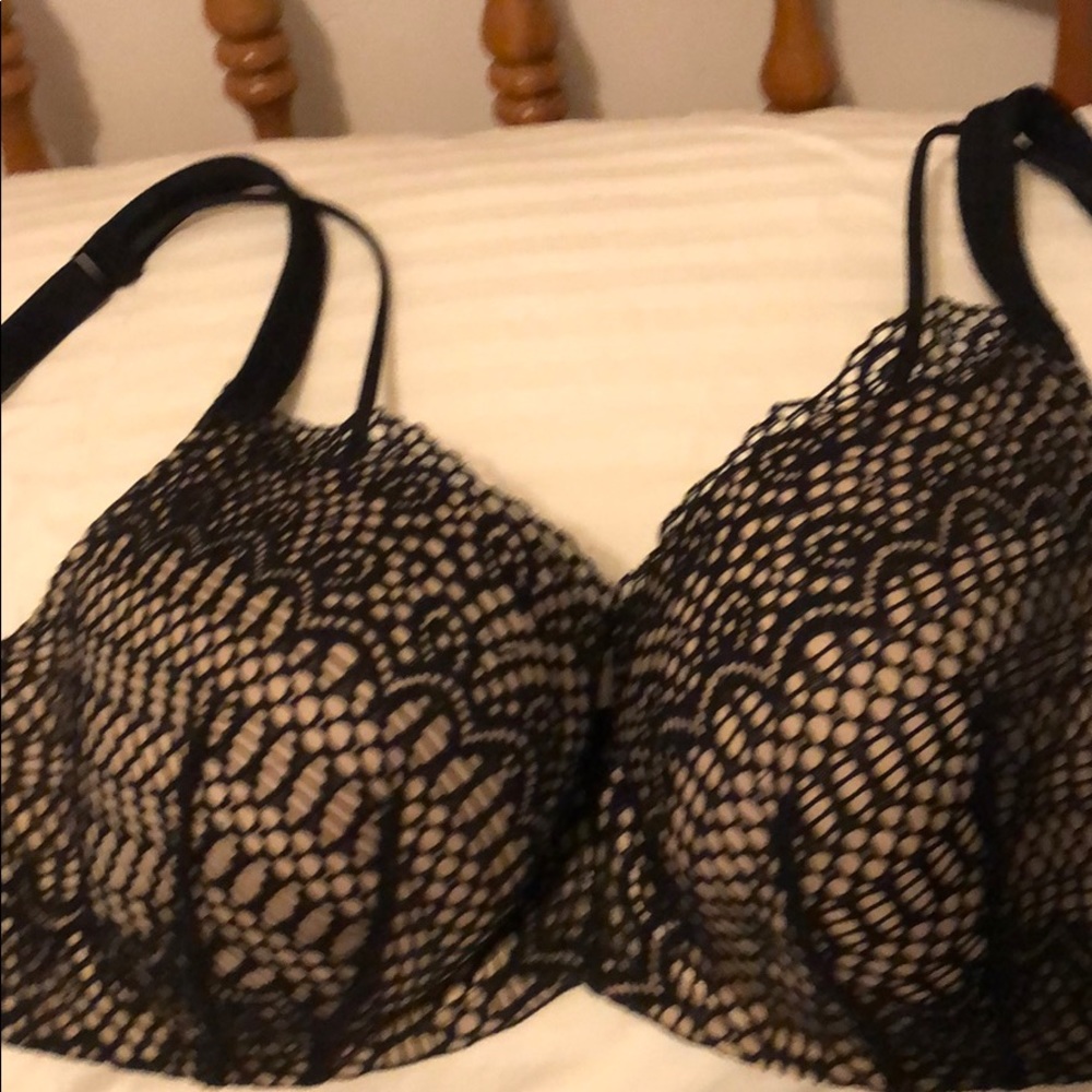 Sexy Cacique Modern Linear Lace Bra 40DD